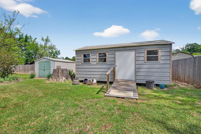 9813 High Point Drive, Shreveport, LA 71106