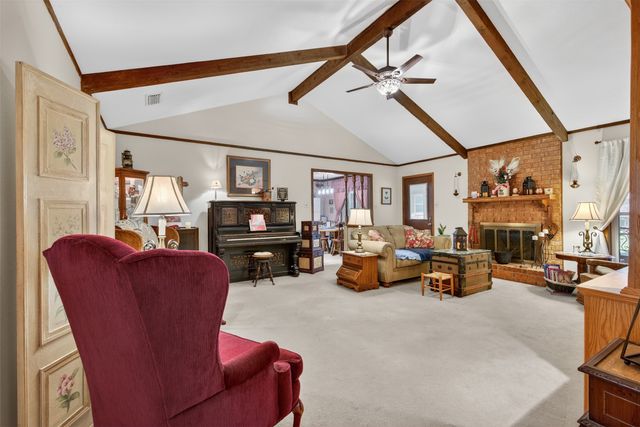 9813 High Point Drive, Shreveport, LA 71106