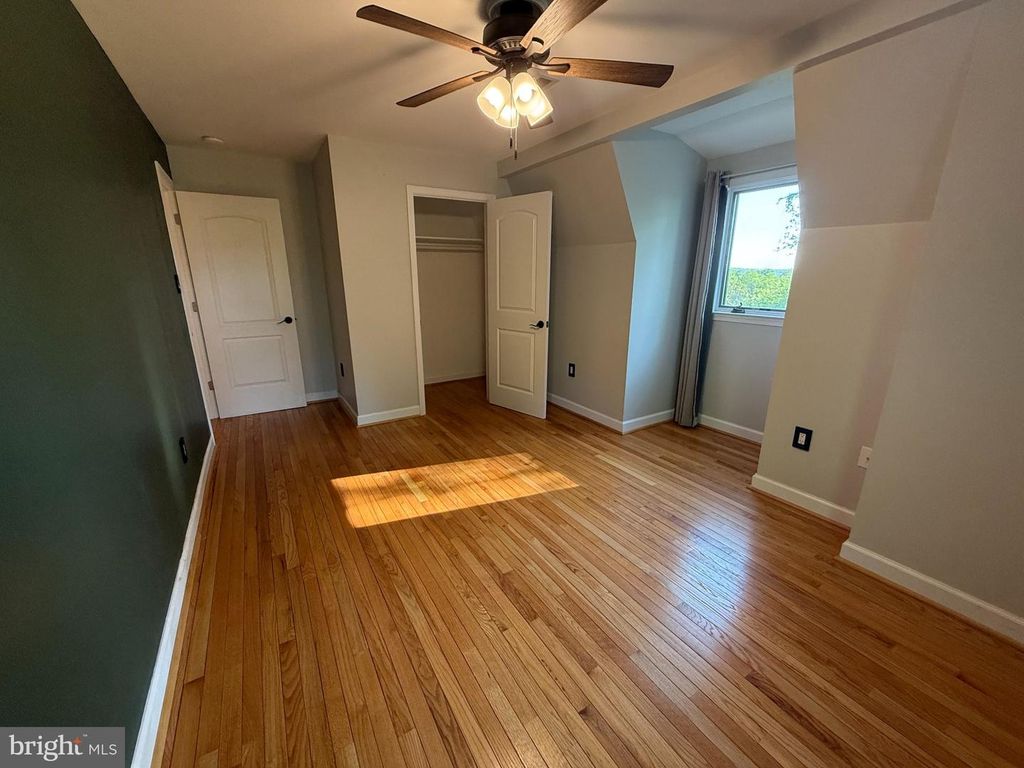 Image 19 of property listing at 10680 ALLENS FRESH RD, Charlotte Hall, MD 20622