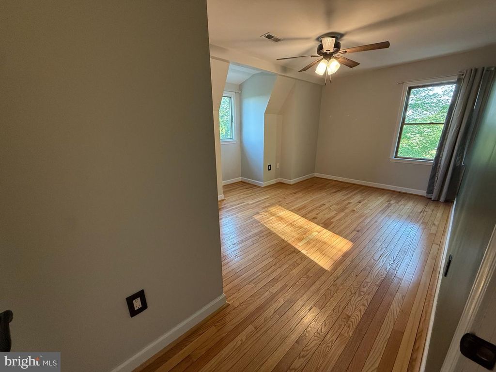 Image 20 of property listing at 10680 ALLENS FRESH RD, Charlotte Hall, MD 20622
