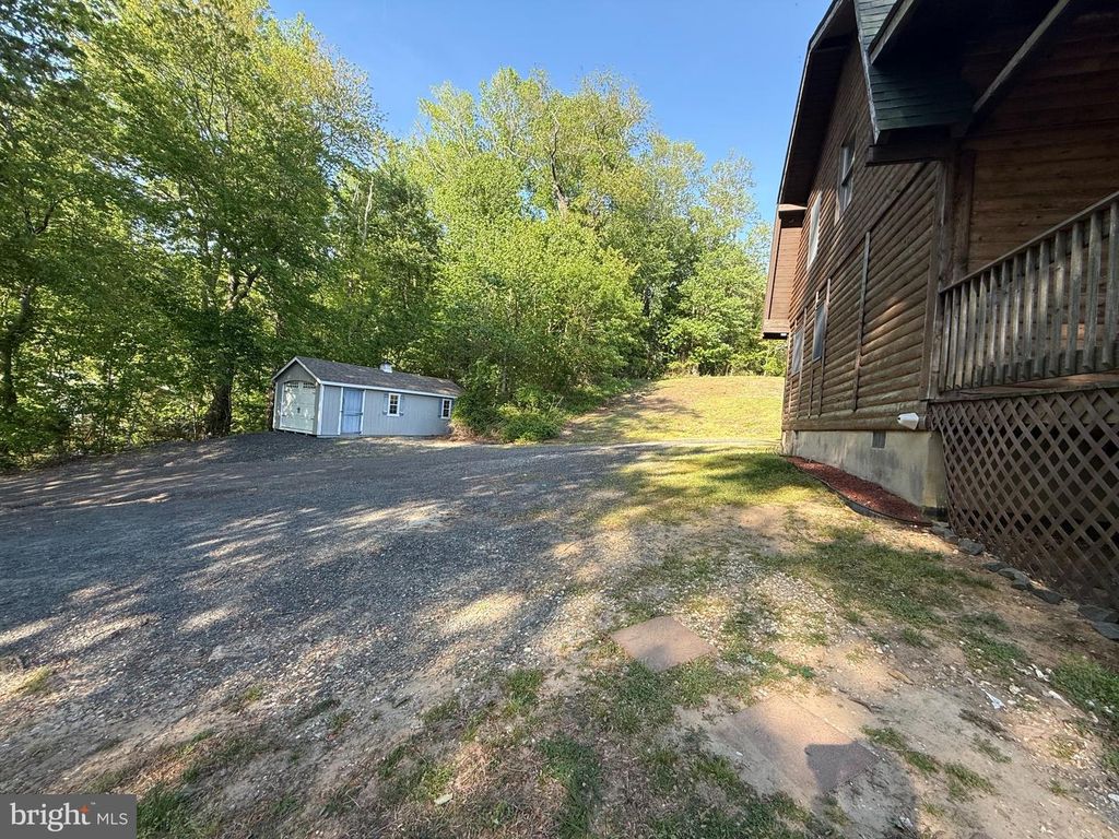 Image 24 of property listing at 10680 ALLENS FRESH RD, Charlotte Hall, MD 20622