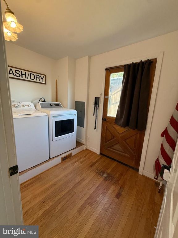Image 9 of property listing at 10680 ALLENS FRESH RD, Charlotte Hall, MD 20622