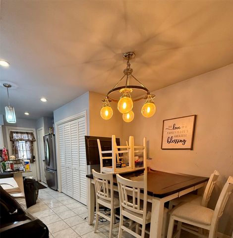 206 Matt Place, Grand Prairie, TX 75051