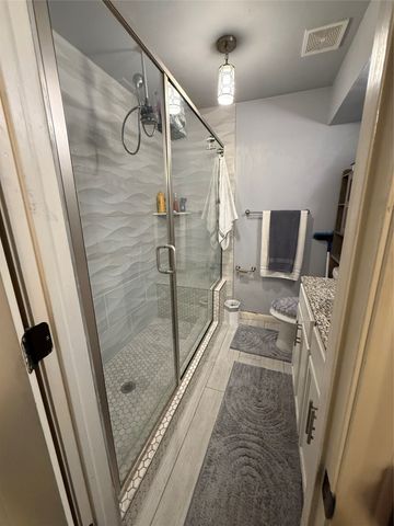 206 Matt Place, Grand Prairie, TX 75051