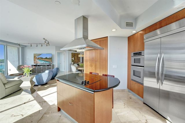 2845 NE 9th Street 601, Fort Lauderdale, FL 33304