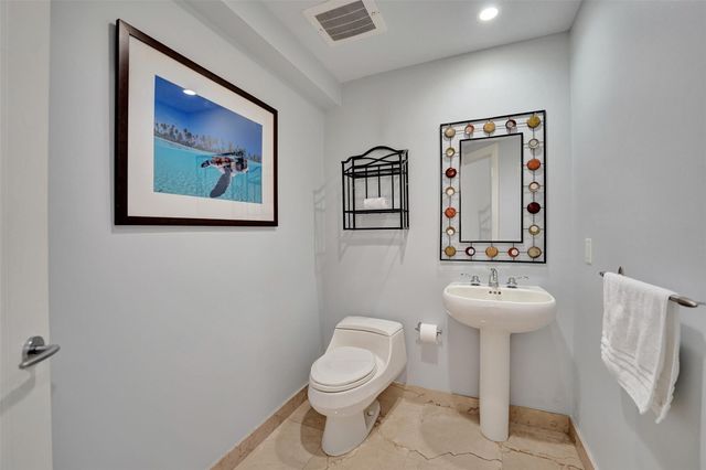 2845 NE 9th Street 601, Fort Lauderdale, FL 33304