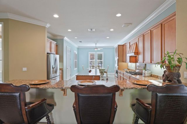 2424 Ashbridge Ln, Manteca, CA 95336