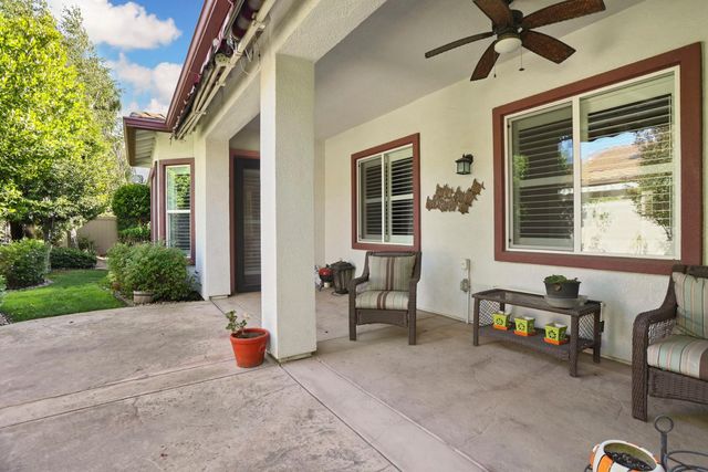 2424 Ashbridge Ln, Manteca, CA 95336