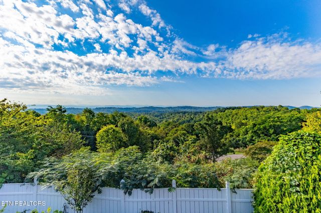524 View Park Drive, Knoxville, TN 37920