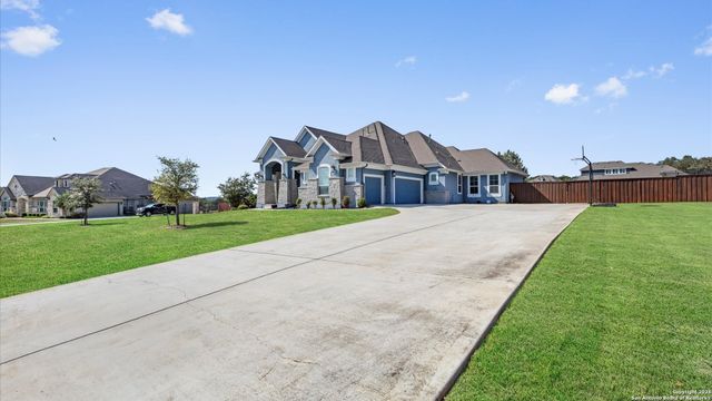 8231 Shining Elk, Garden Ridge, TX 78266