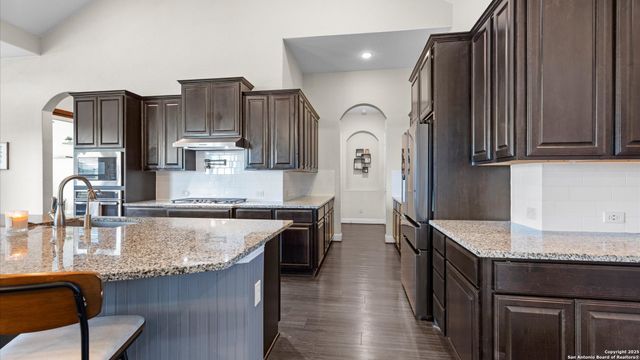 8231 Shining Elk, Garden Ridge, TX 78266