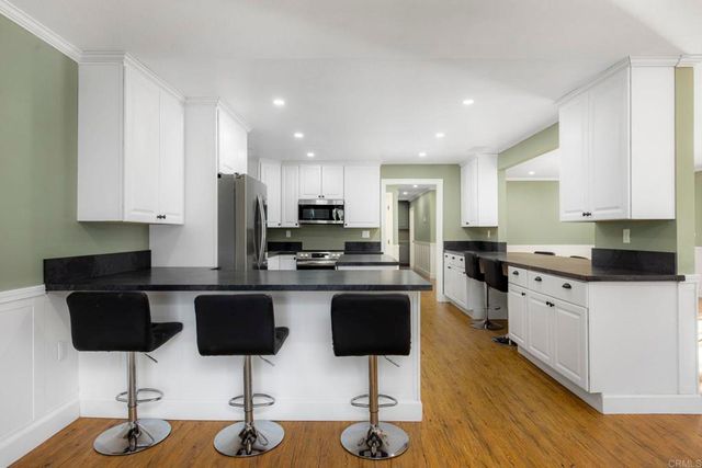 1002 Summer Glen Drive, Ramona, CA 92065