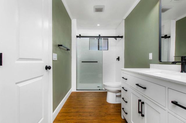 1002 Summer Glen Drive, Ramona, CA 92065