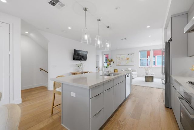 707 Starfish Lane, Foster City, CA 94404