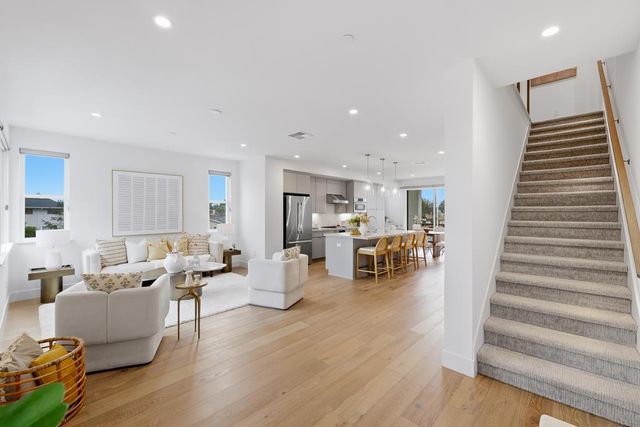 707 Starfish Lane, Foster City, CA 94404