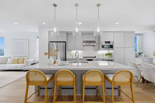 707 Starfish Lane, Foster City, CA 94404