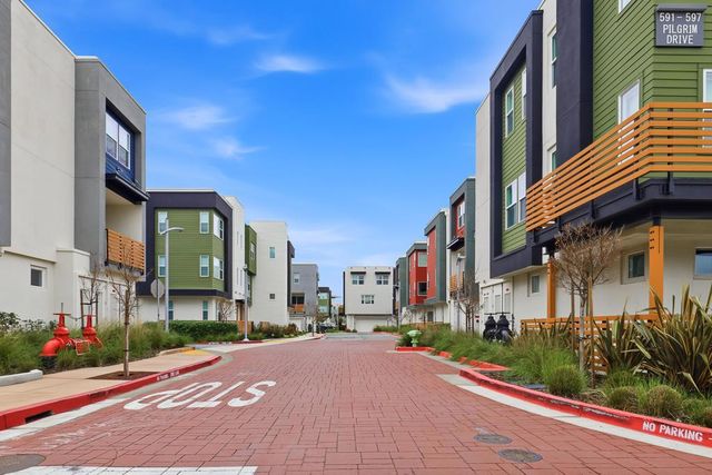 707 Starfish Lane, Foster City, CA 94404