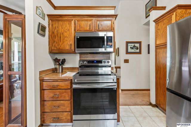 12605 Ellison Circle, Omaha, NE 68164