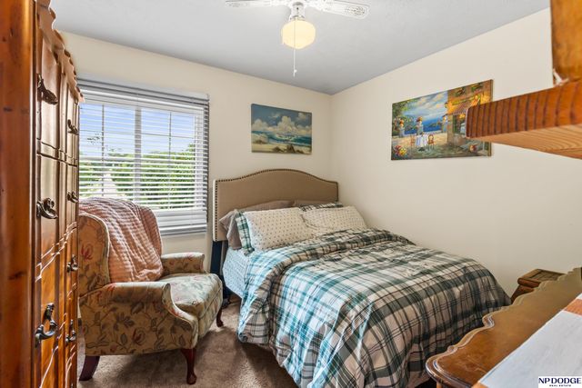 12605 Ellison Circle, Omaha, NE 68164