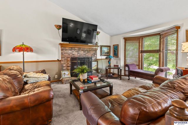 12605 Ellison Circle, Omaha, NE 68164