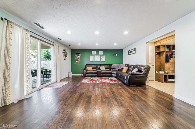 718 Northfork Way, Brunswick, OH 44212