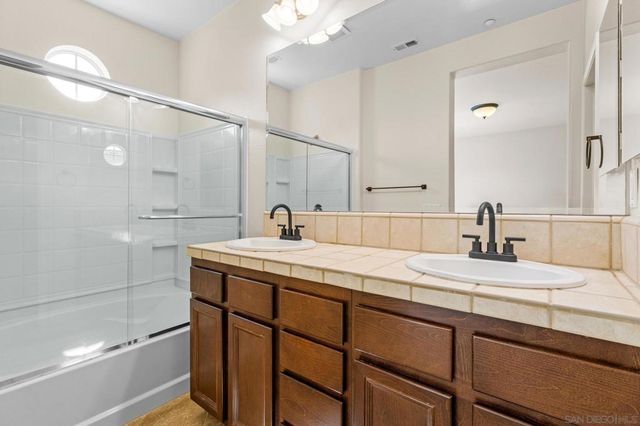 17071 Calle Trevino 8, San Diego, CA 92127