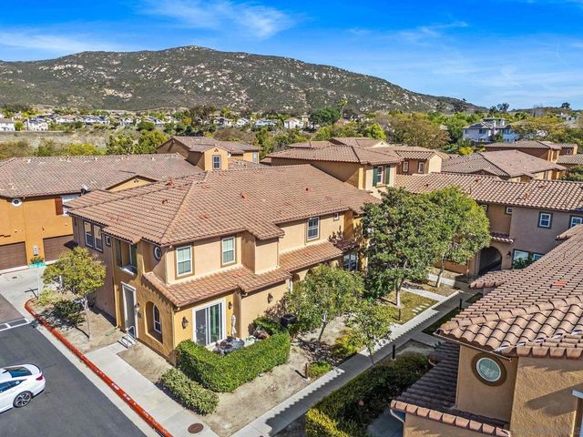 17071 Calle Trevino 8, San Diego, CA 92127