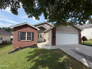 25 Bedding Place, Johnson City, TN 37604
