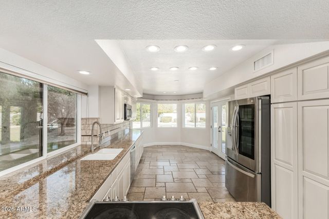 10638 E TURQUOISE Avenue, Scottsdale, AZ 85258