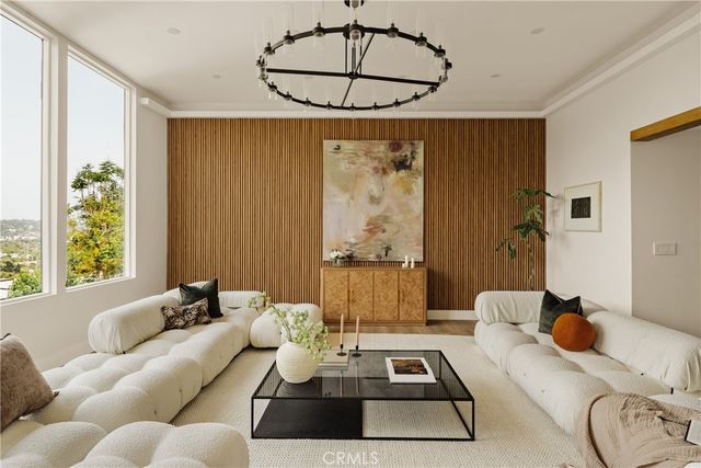 3619 Lowry Road, Los Angeles, CA 90027