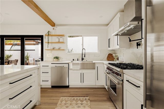 3619 Lowry Road, Los Angeles, CA 90027