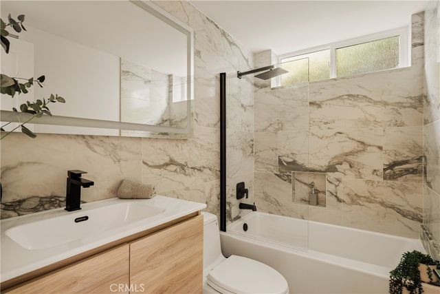 3619 Lowry Road, Los Angeles, CA 90027
