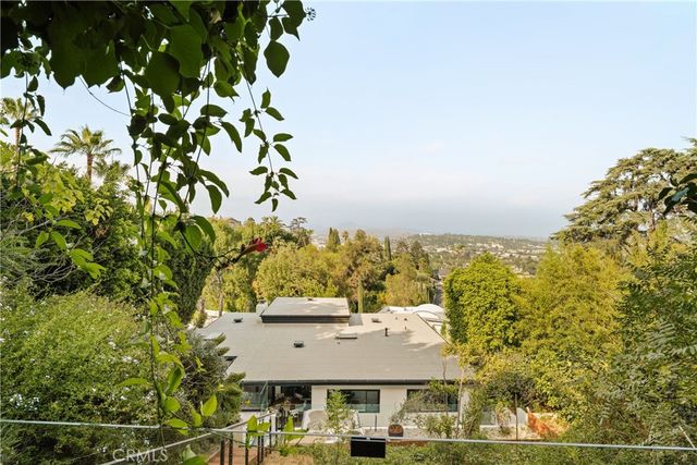 3619 Lowry Road, Los Angeles, CA 90027