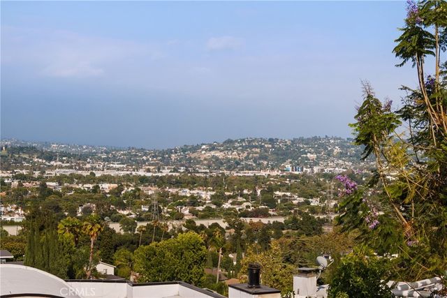 3619 Lowry Road, Los Angeles, CA 90027
