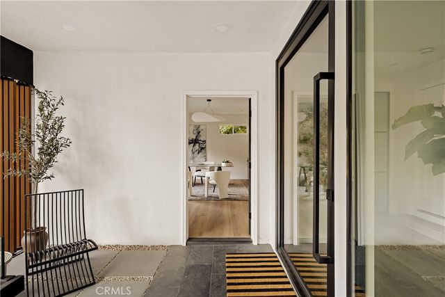 3619 Lowry Road, Los Angeles, CA 90027