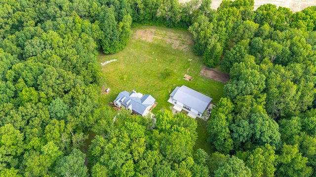 5205 F Drive, East Leroy, MI 49051