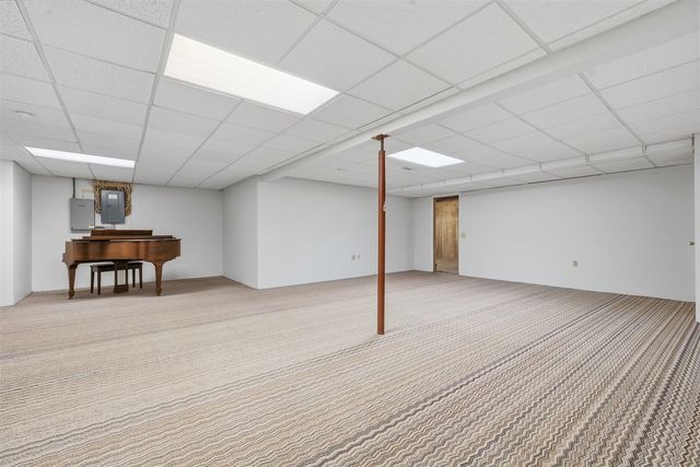 5205 F Drive, East Leroy, MI 49051