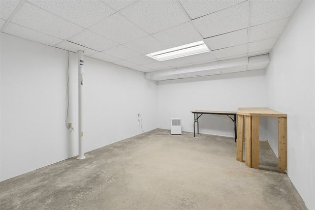 5205 F Drive, East Leroy, MI 49051