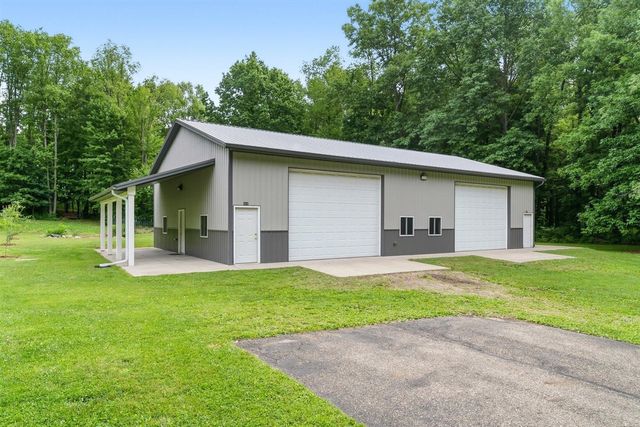 5205 F Drive, East Leroy, MI 49051