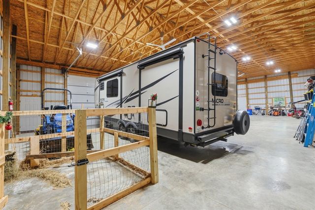 5205 F Drive, East Leroy, MI 49051
