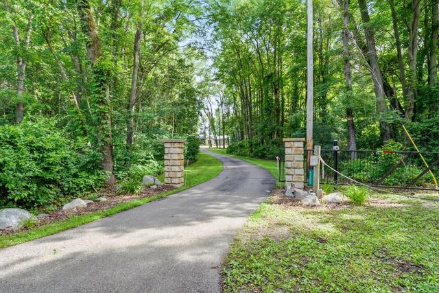 5205 F Drive, East Leroy, MI 49051