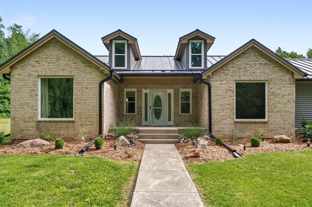5205 F Drive, East Leroy, MI 49051