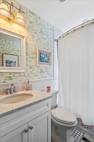 70 Magnolia Avenue, Garden City, NY 11530