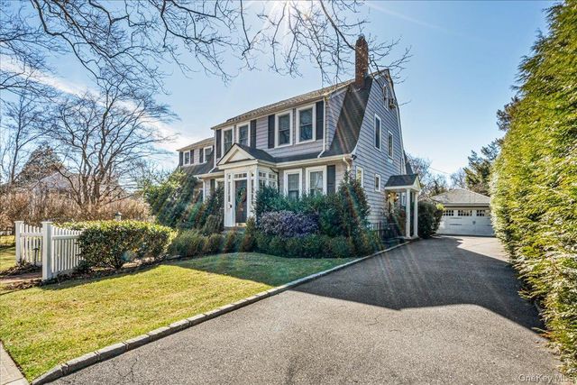 70 Magnolia Avenue, Garden City, NY 11530