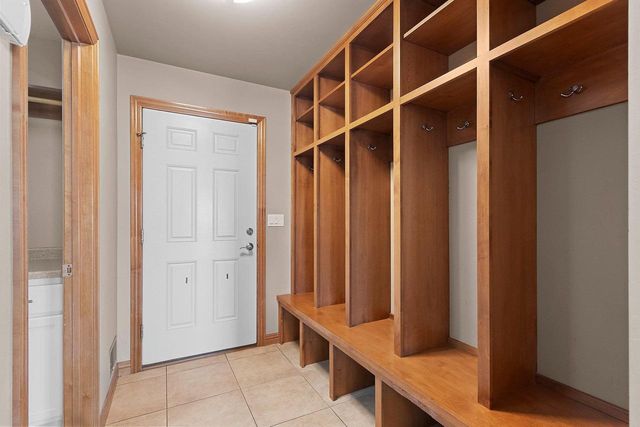 3585 GLEN ABBEY DRIVE, Green Bay, WI 54311