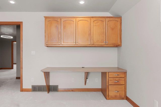 3585 GLEN ABBEY DRIVE, Green Bay, WI 54311