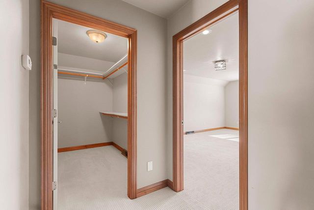 3585 GLEN ABBEY DRIVE, Green Bay, WI 54311