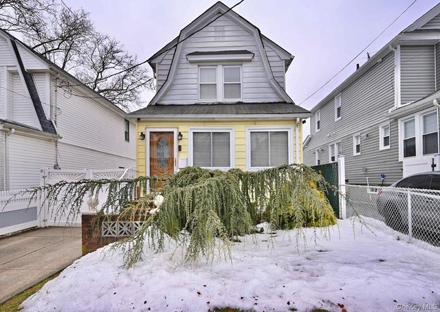 88-48 213th Street, Queens Village, NY 11427