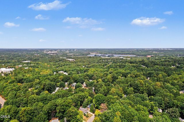 511 Glenolden Court, Cary, NC 27513