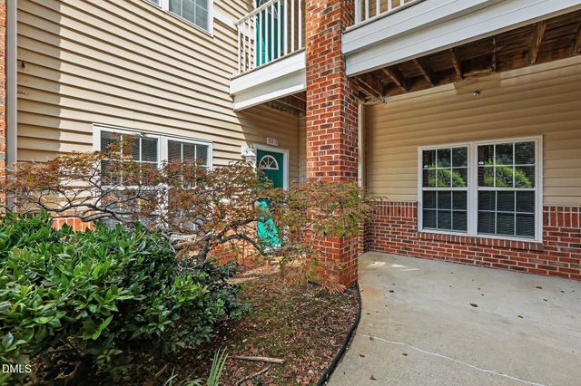 511 Glenolden Court, Cary, NC 27513